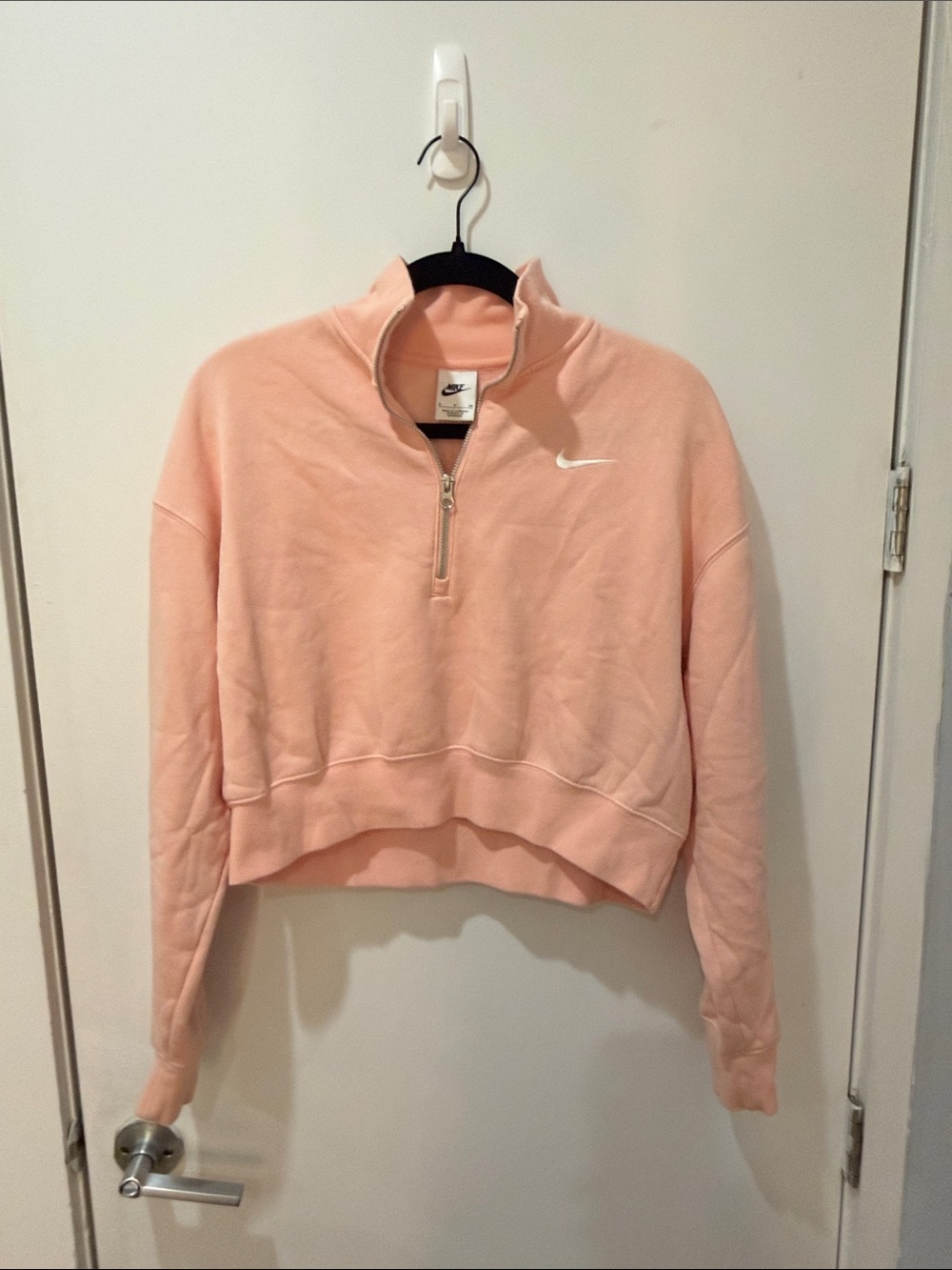 Nike Cropped Half-Zip Pullover in Light Pink
